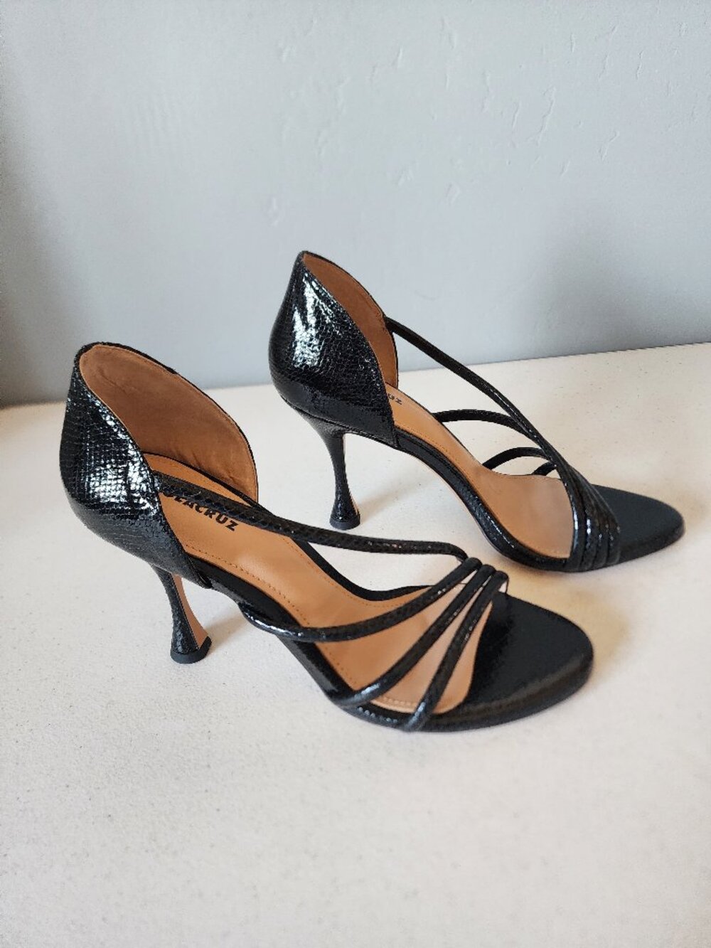 Lola Cruz Heels "NEW" - Picture 4 of 14